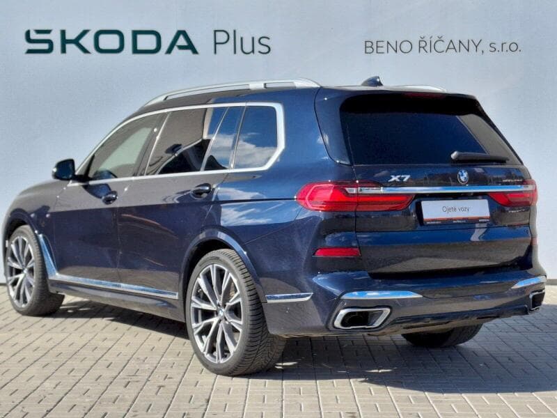 2019 BMW X7 - 9