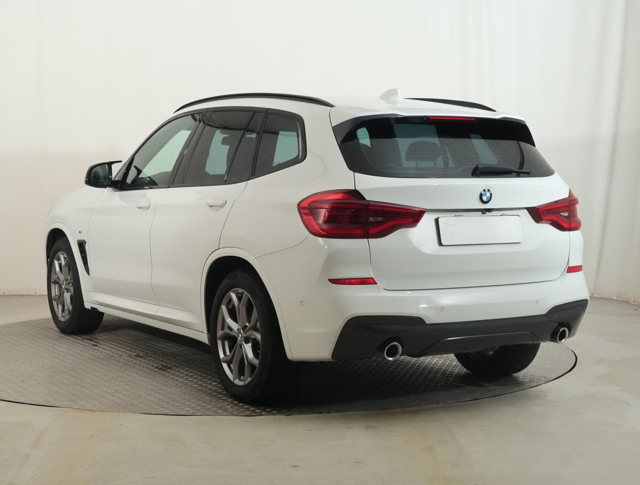 2018 BMW X3 - 5