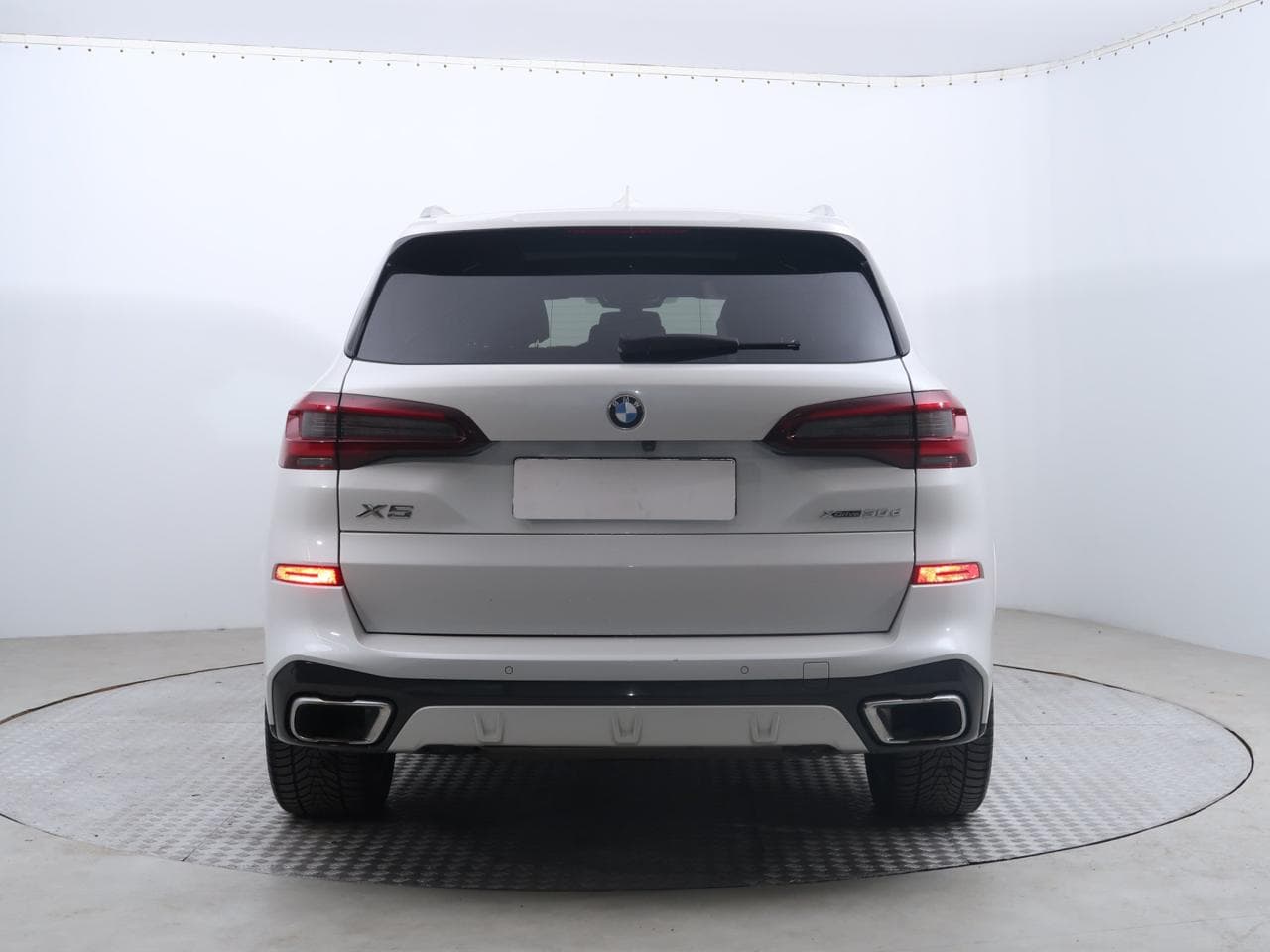 2021 BMW X5 - 6