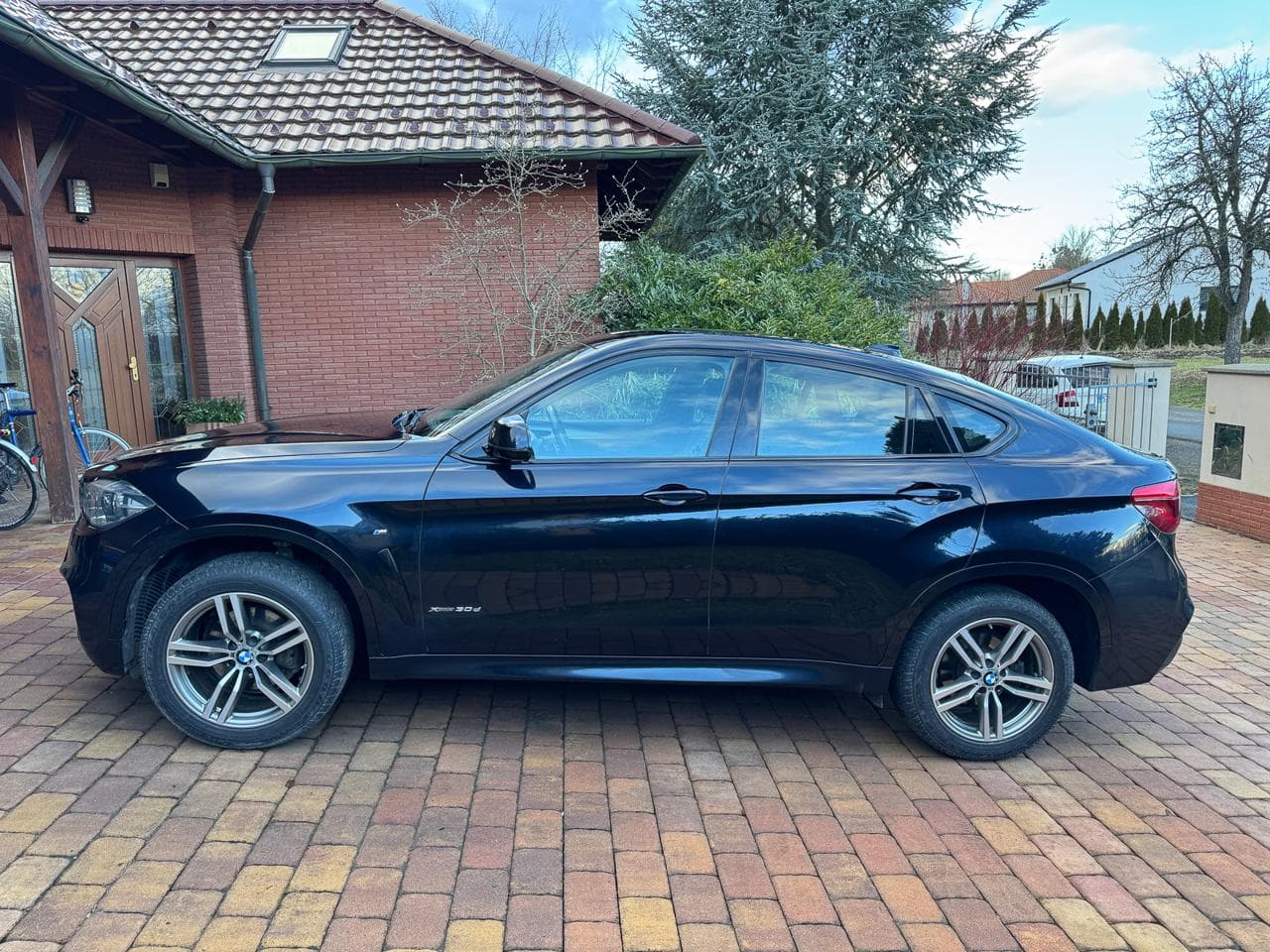 2016 BMW X6 - 4