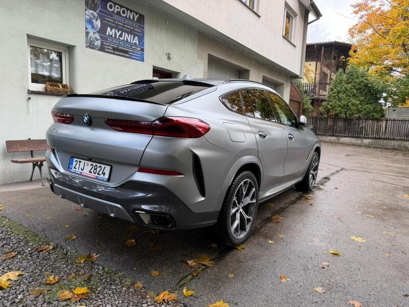 2023 BMW X6 - 9