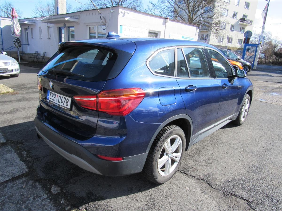 2017 BMW X1 - 6