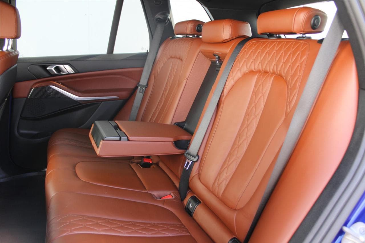 2021 BMW X5 - 11