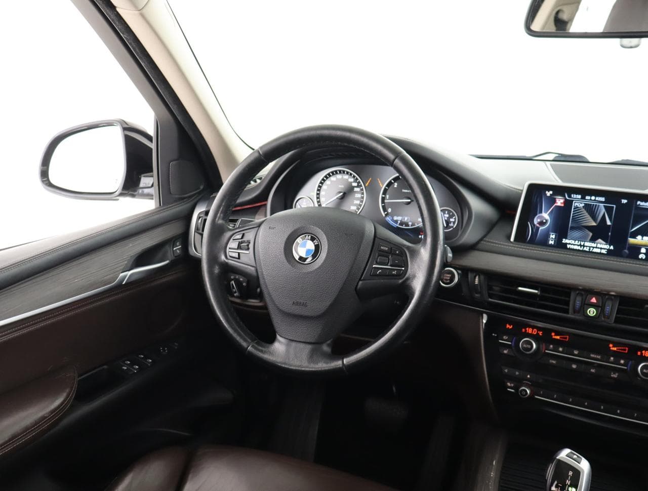 2015 BMW X5 - 9