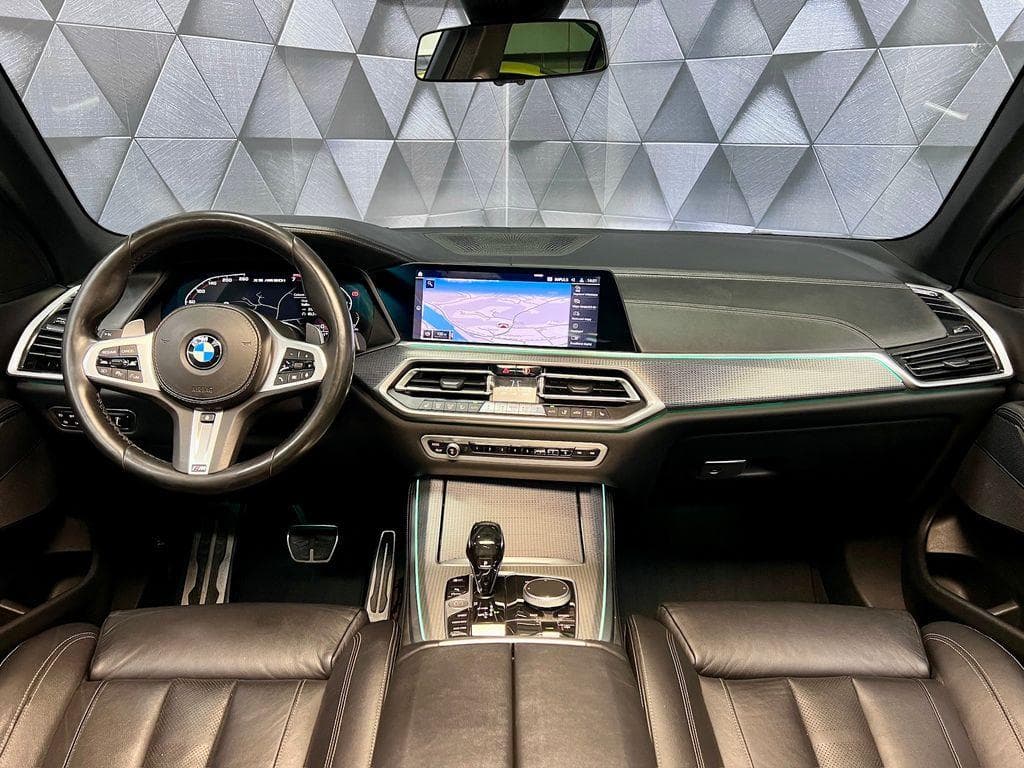 2019 BMW X5 - 17