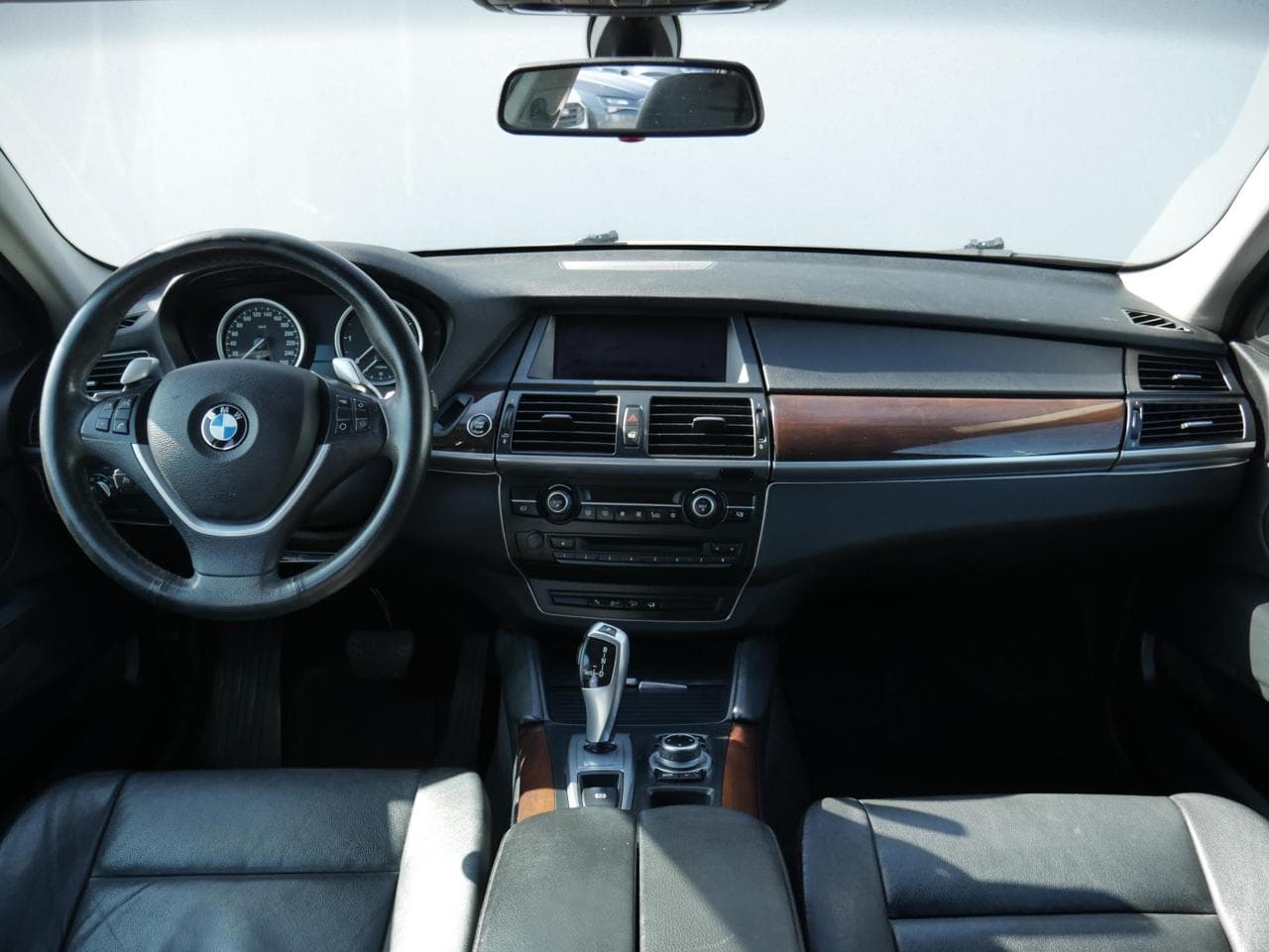 2010 BMW X6 - 8