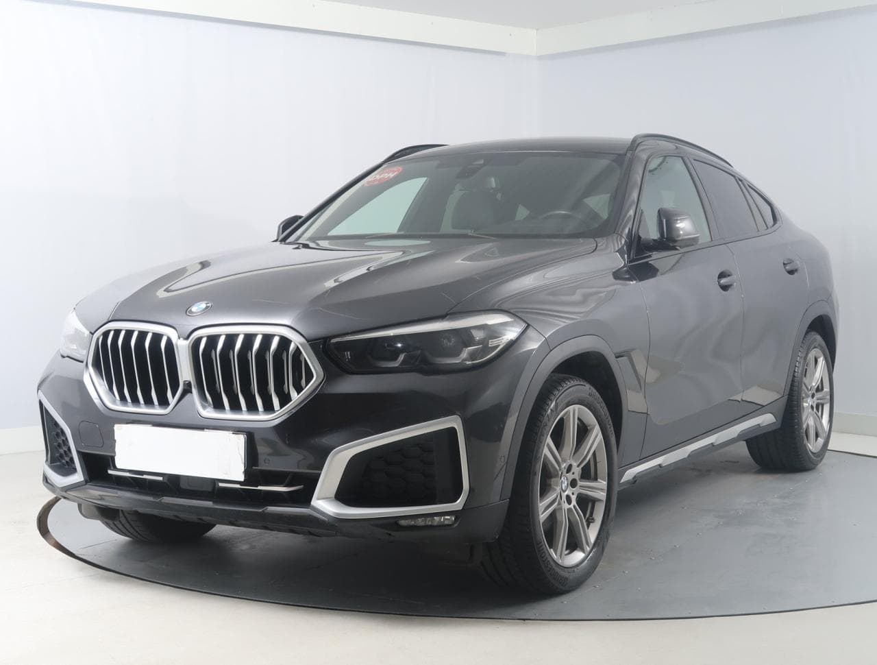 2021 BMW X6 - 3