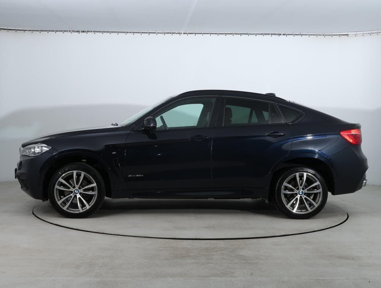 2018 BMW X6 - 4