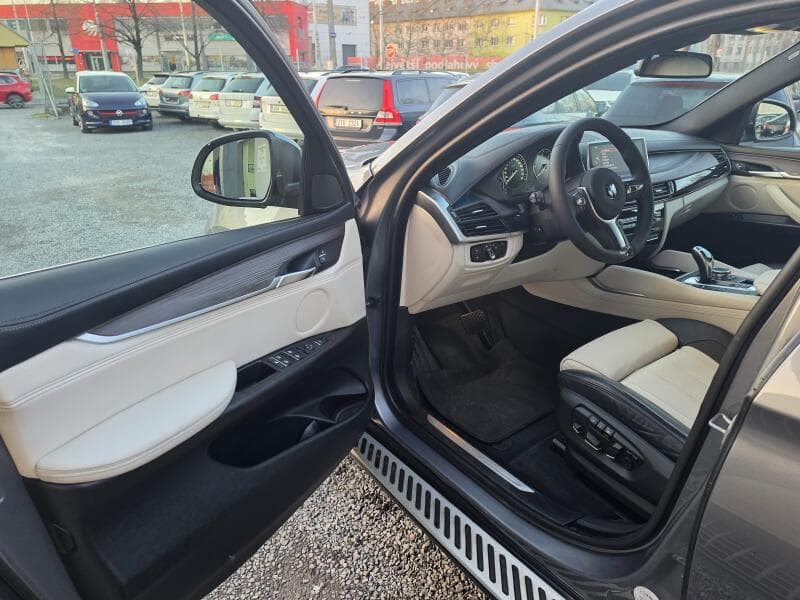 2015 BMW X6 - 6