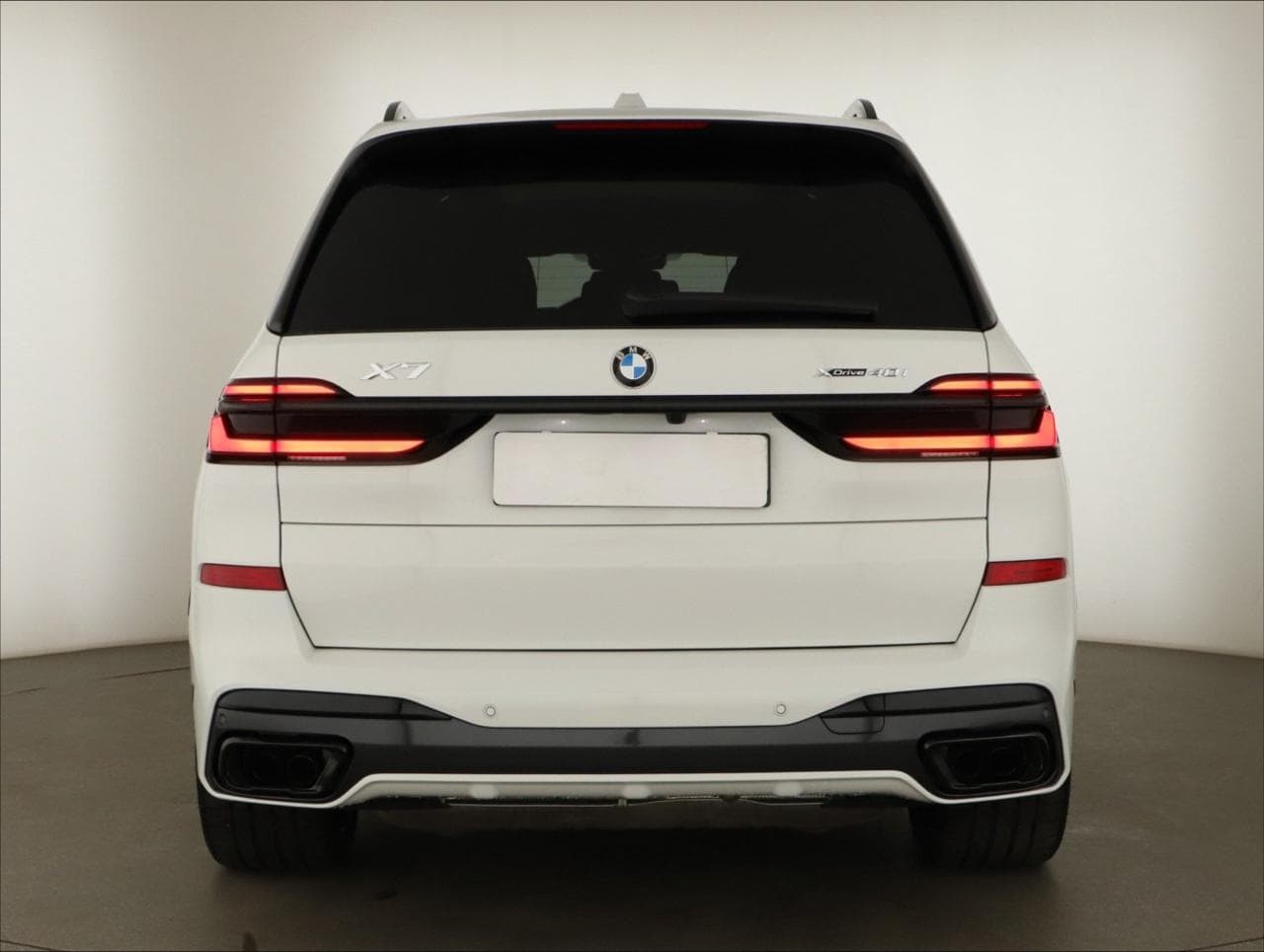 2024 BMW X7 - 6