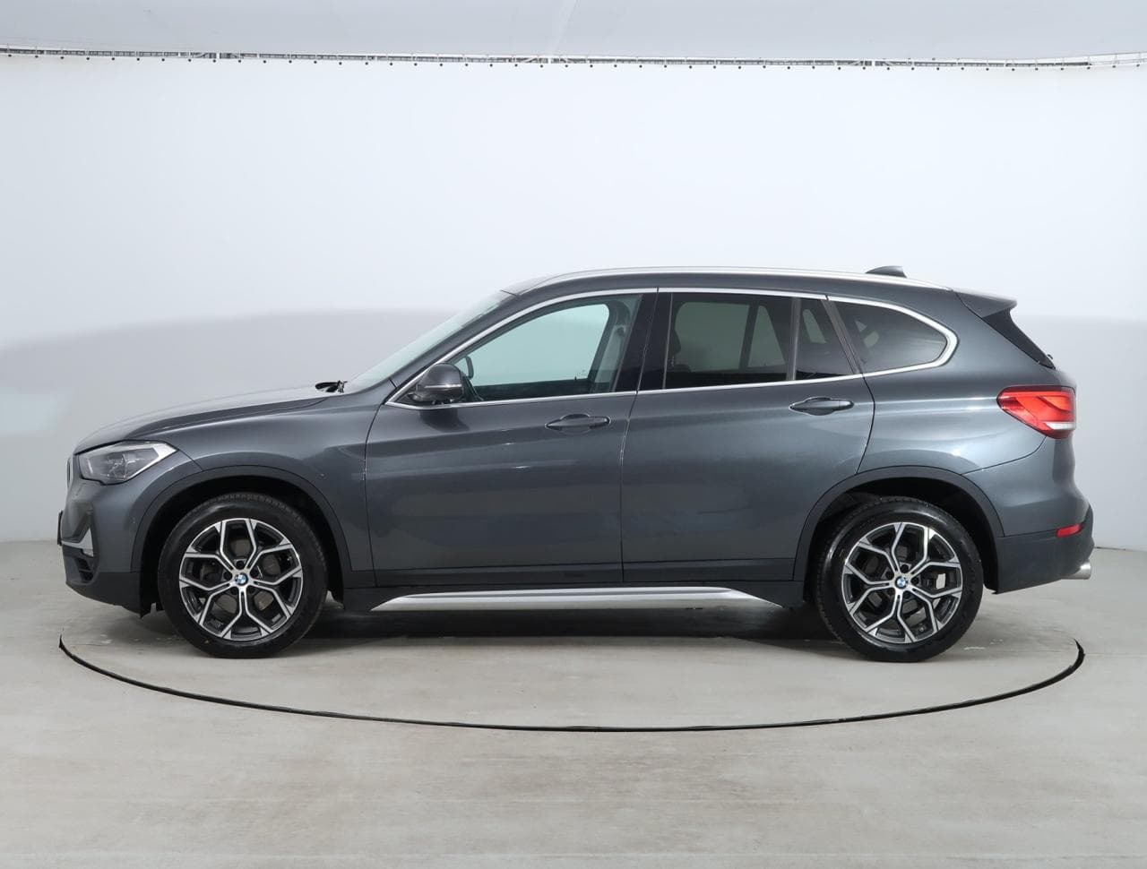 2020 BMW X1 - 7