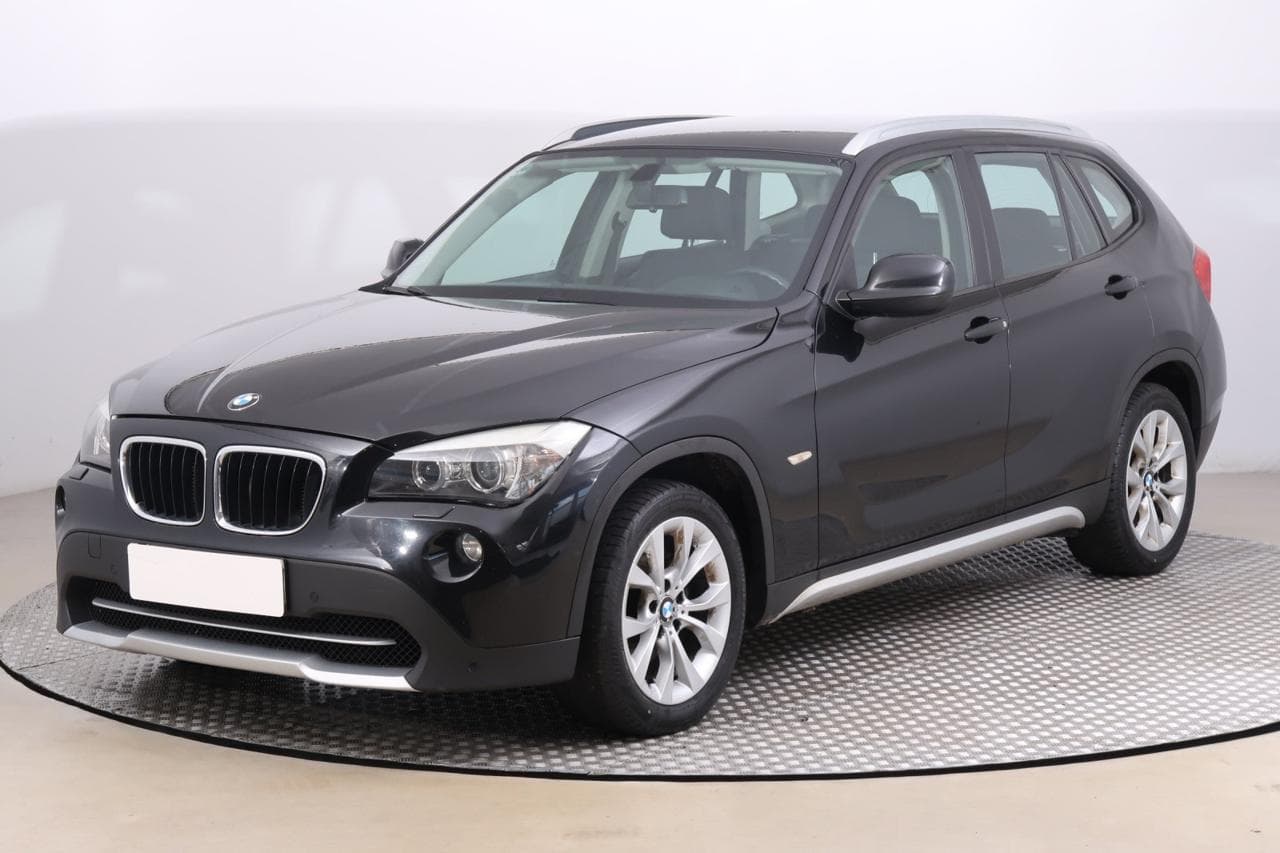 2010 BMW X1 - 5