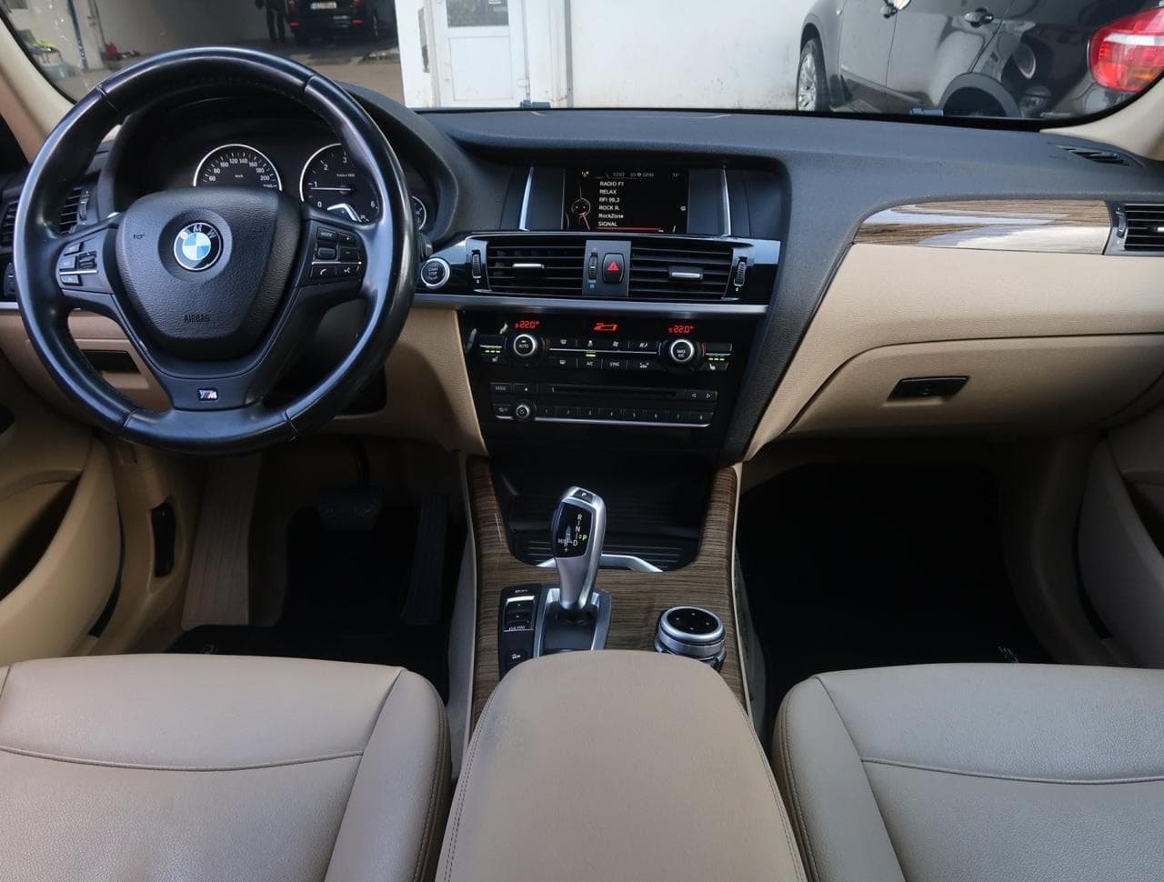2016 BMW X3 - 19