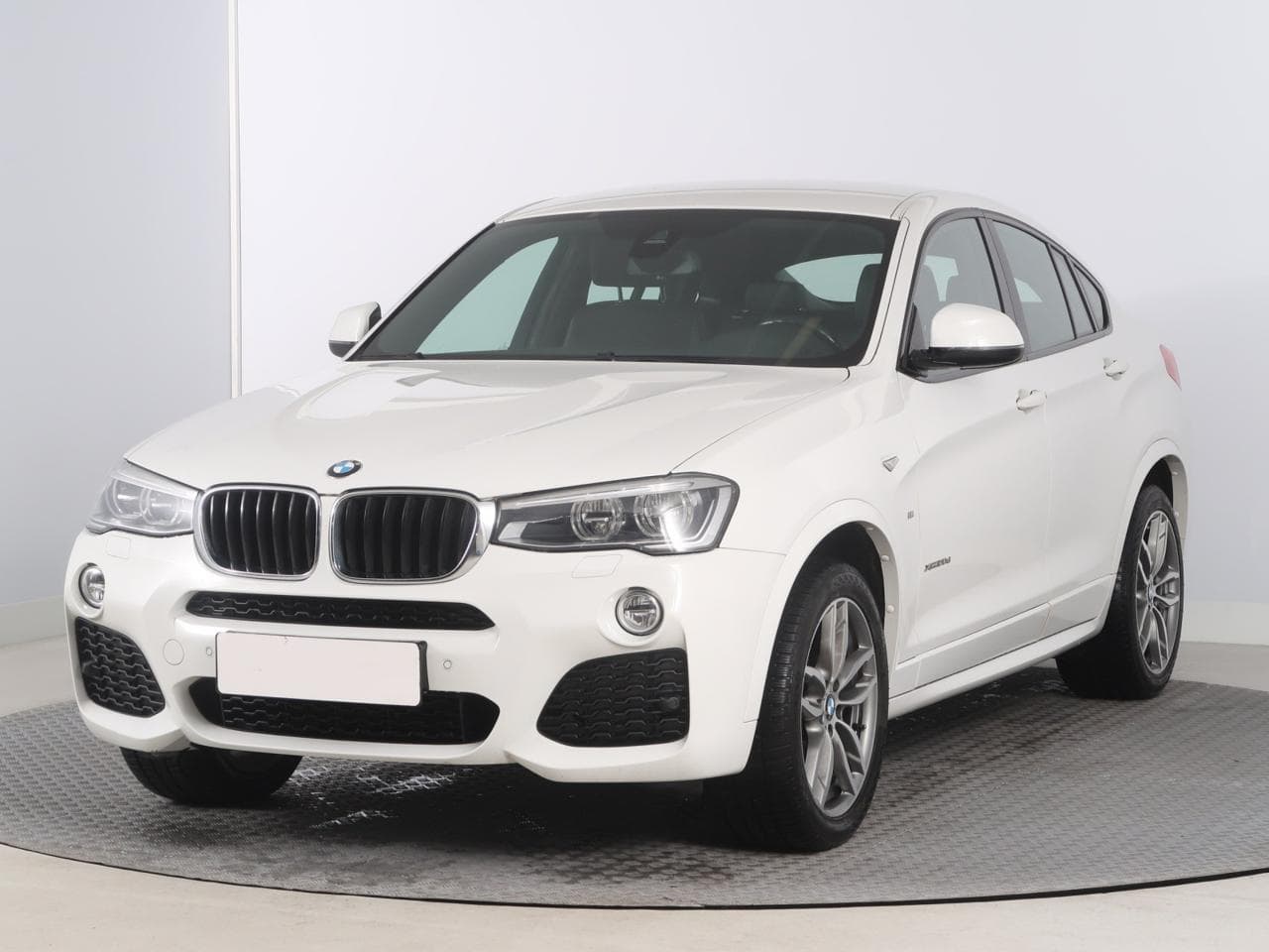 2017 BMW X4 - 3