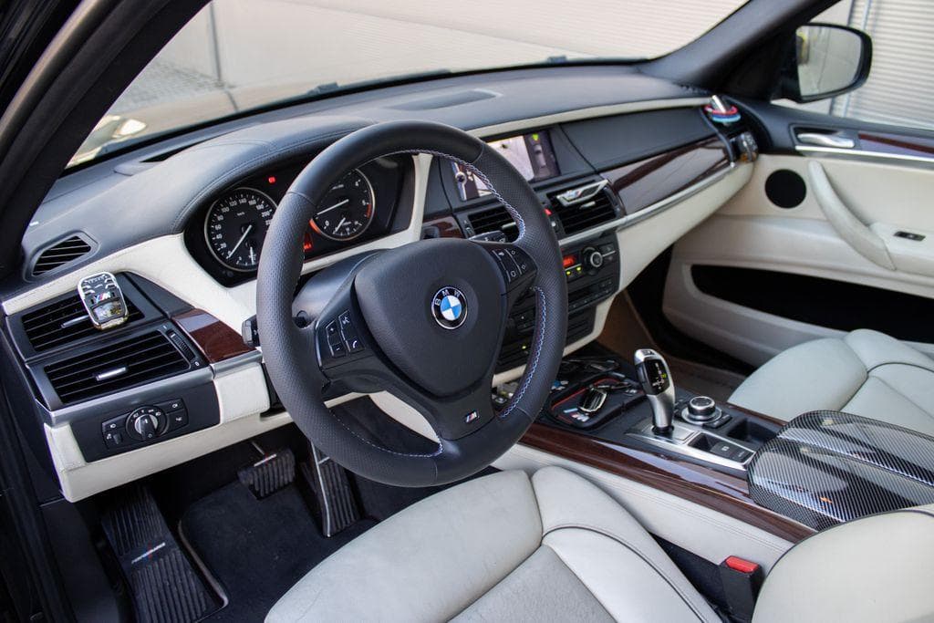 2011 BMW X5 - 11