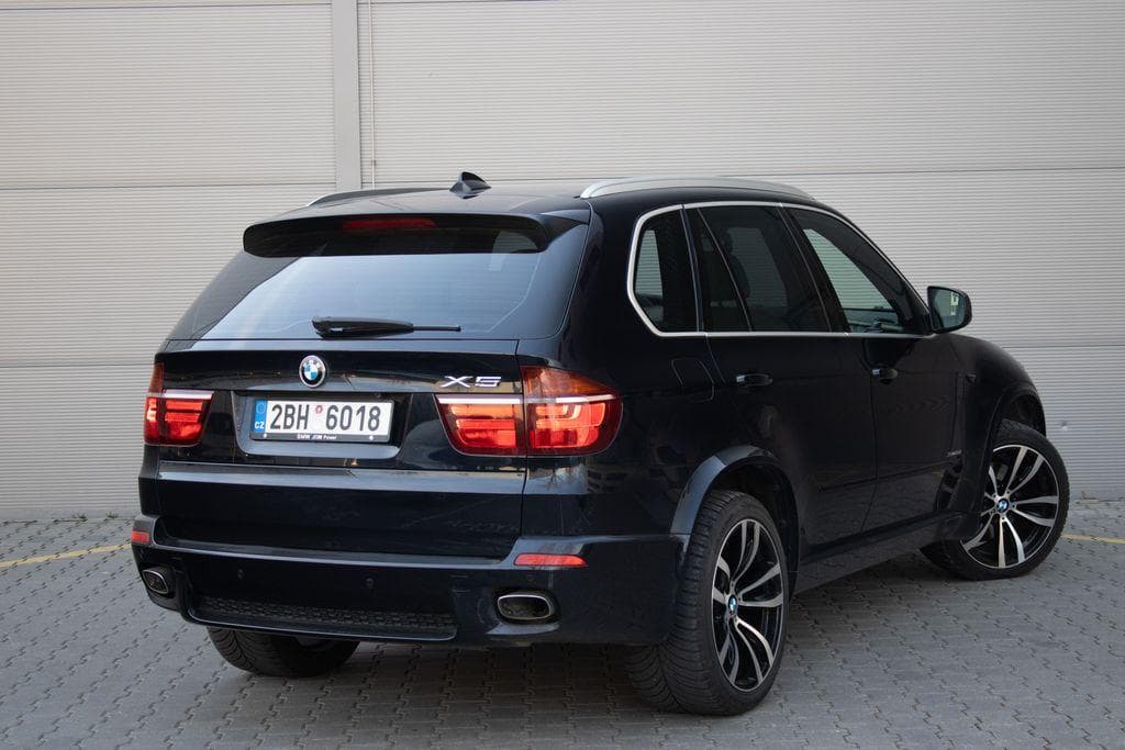 2011 BMW X5 - 6