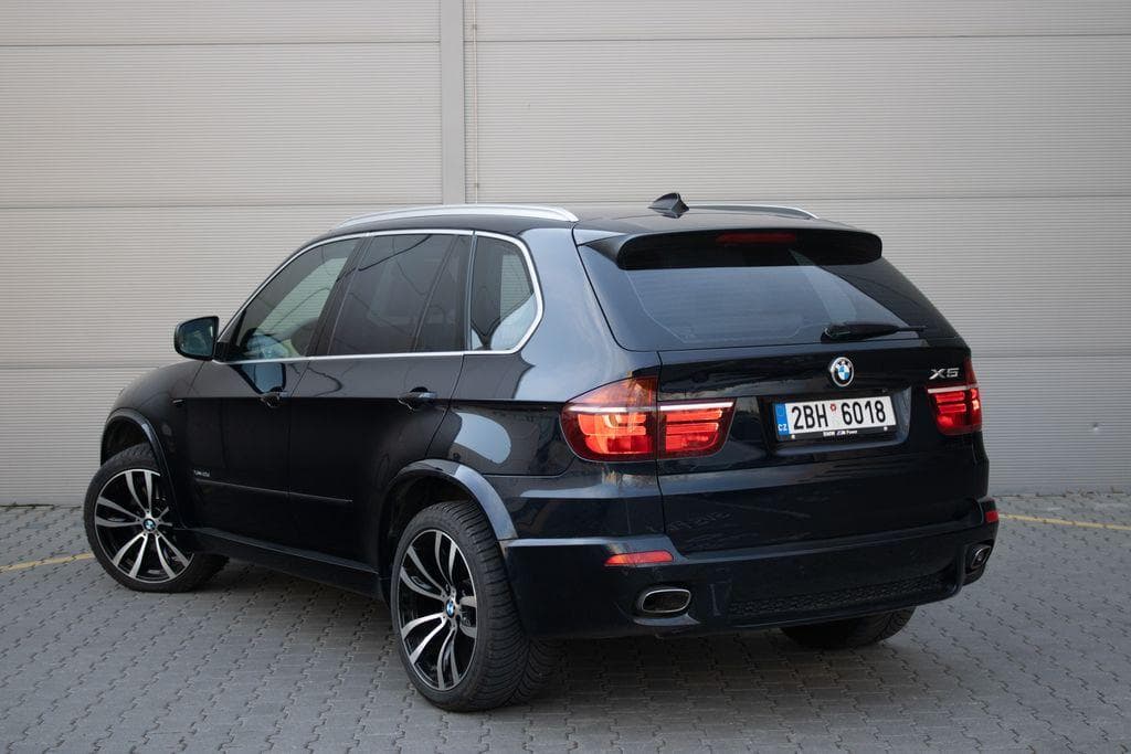 2011 BMW X5 - 8