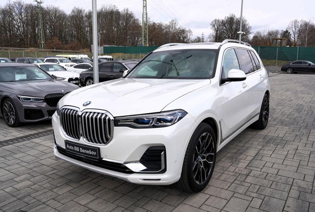 2019 BMW X7 - 3