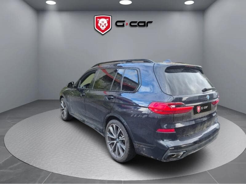 2021 BMW X7 - 2