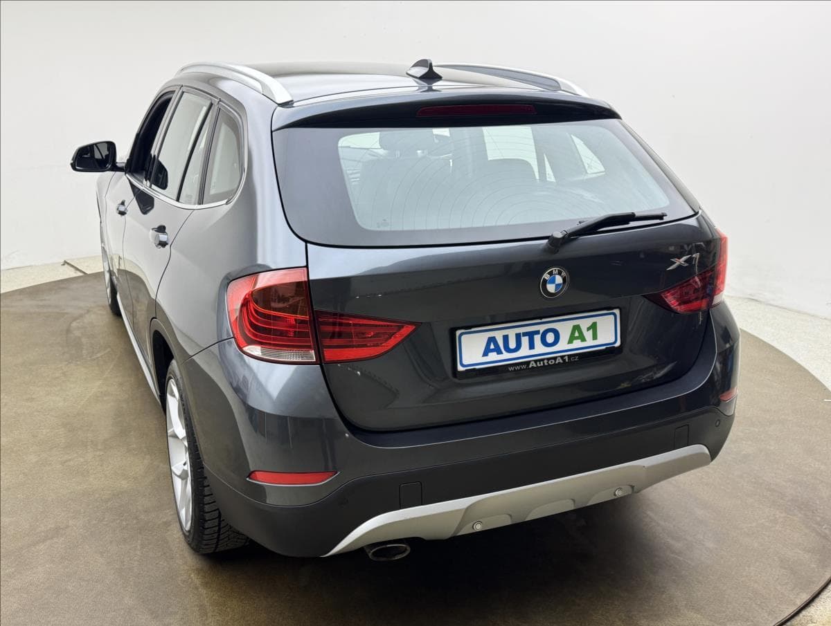 2015 BMW X1 - 6