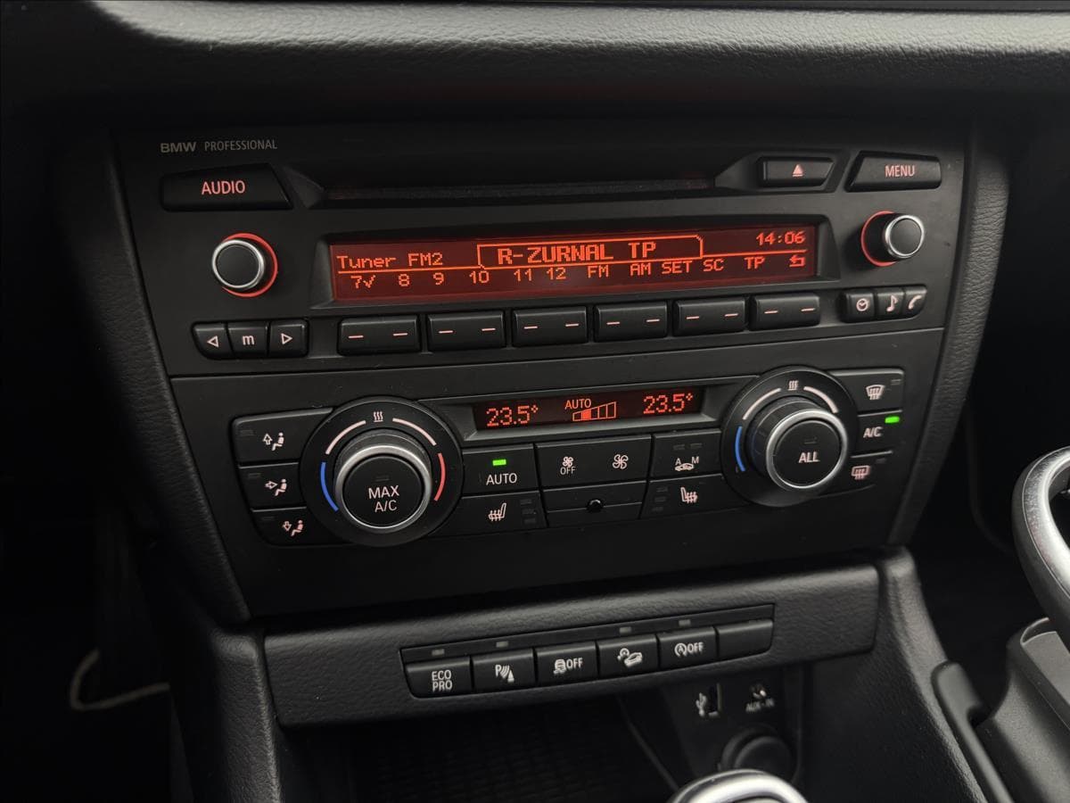 2015 BMW X1 - 17