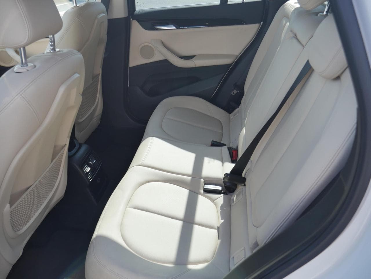 2015 BMW X1 - 10