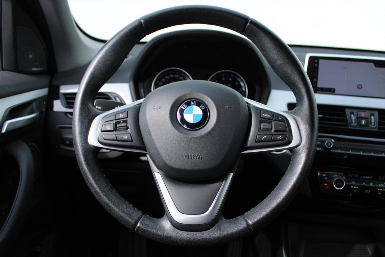 2019 BMW X1 - 15