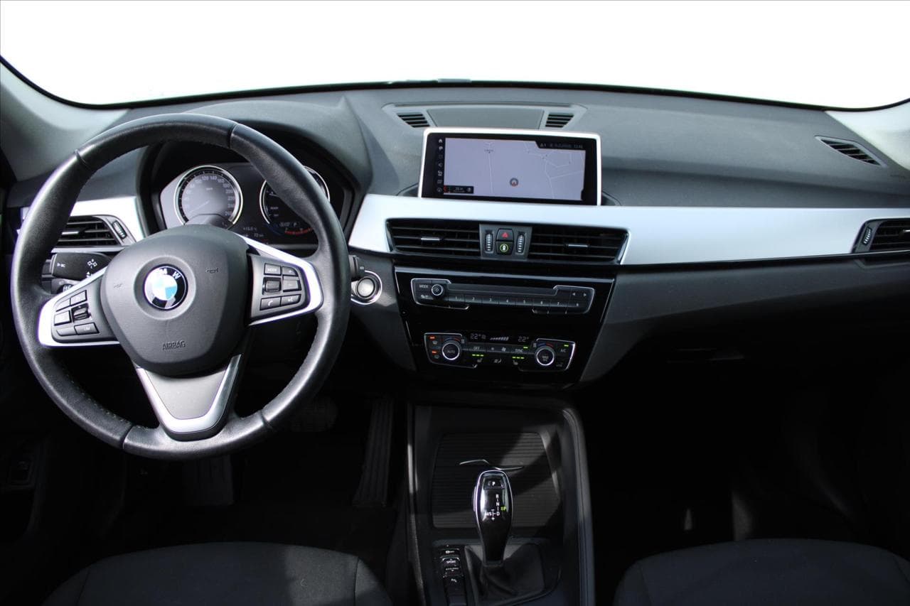2019 BMW X1 - 14
