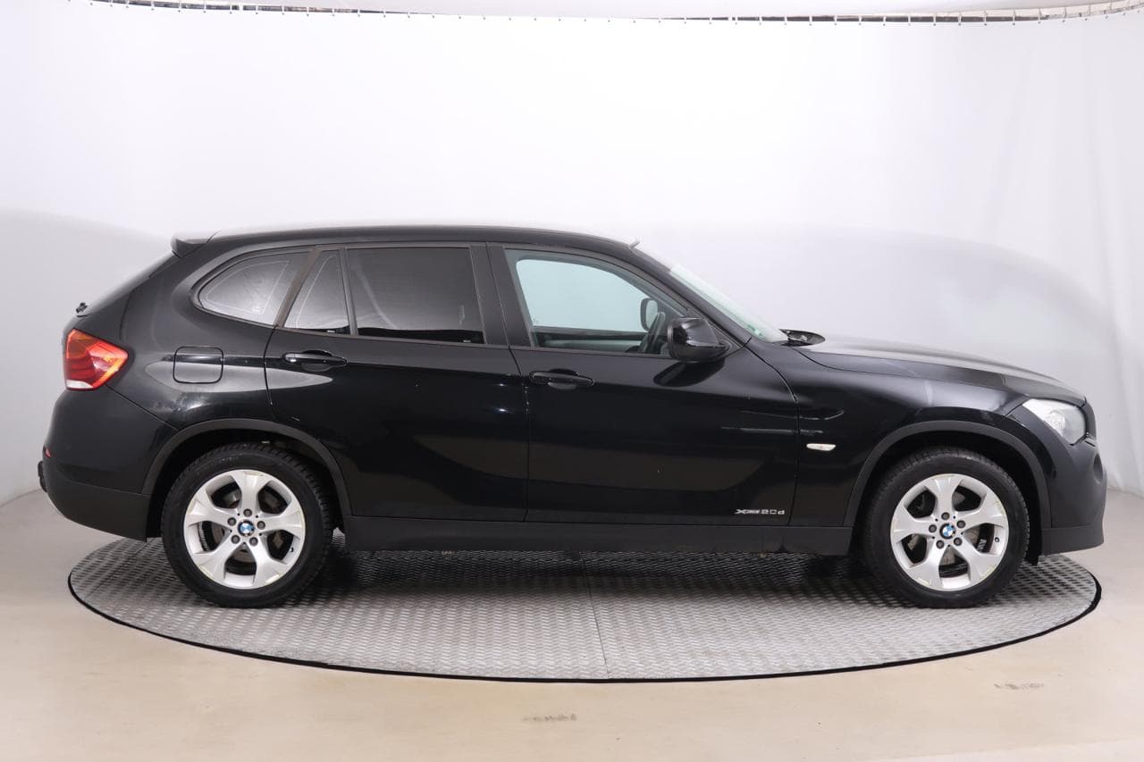 2010 BMW X1 - 8