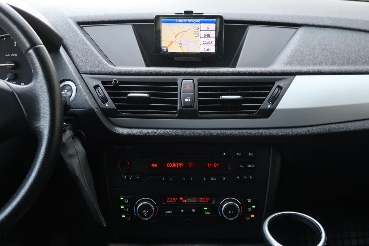 2010 BMW X1 - 18