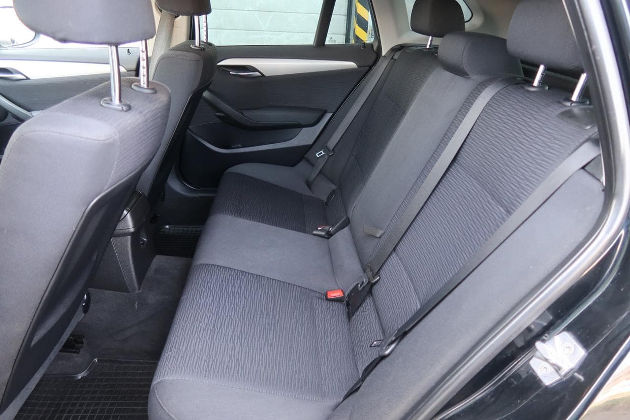 2010 BMW X1 - 15