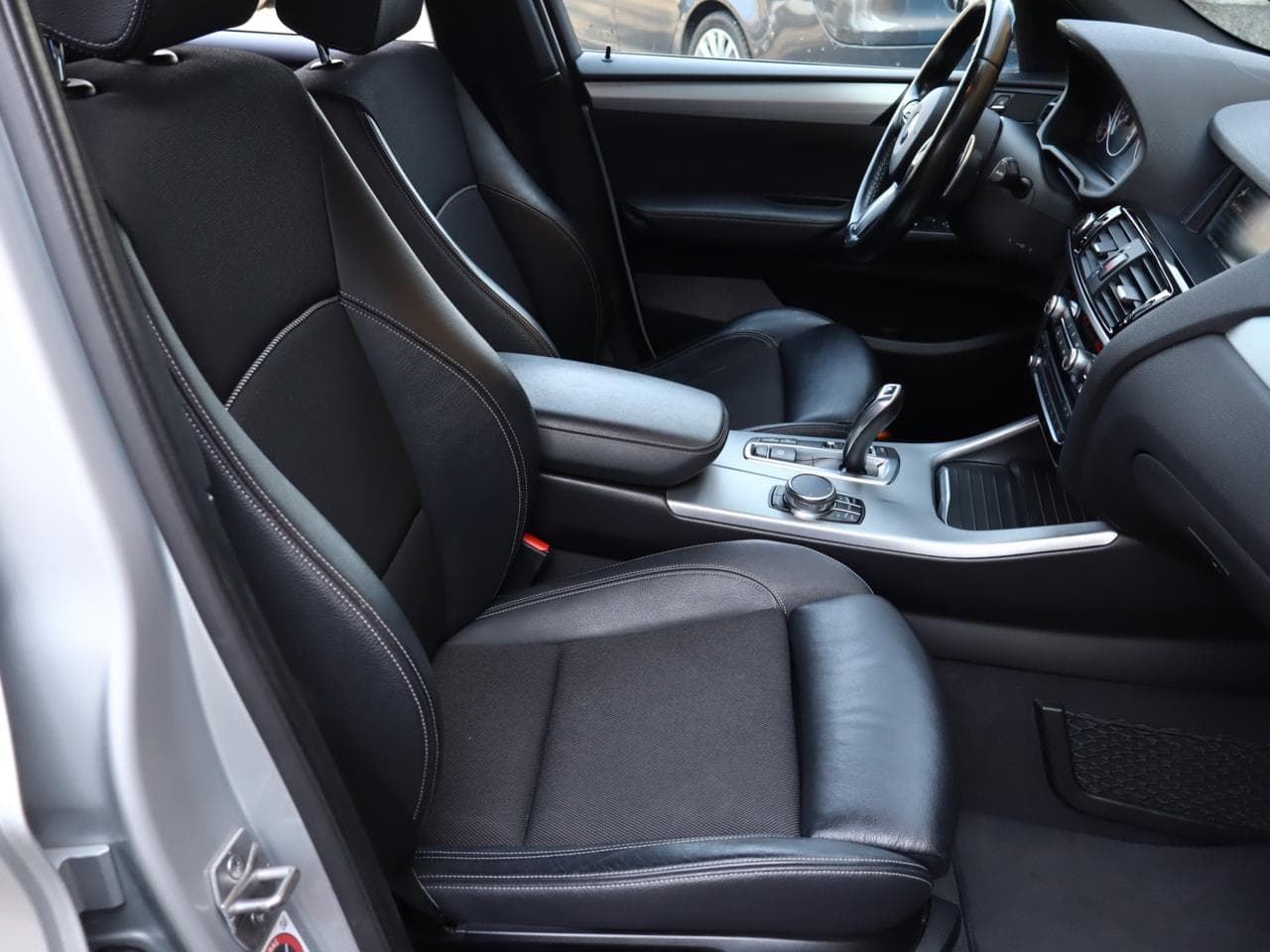 2016 BMW X3 - 10