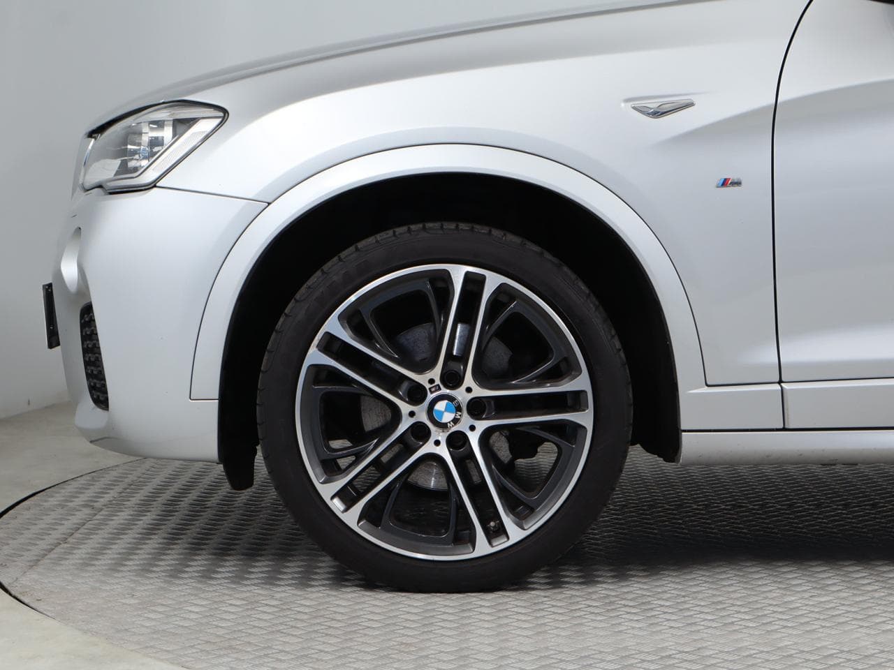 2016 BMW X3 - 19
