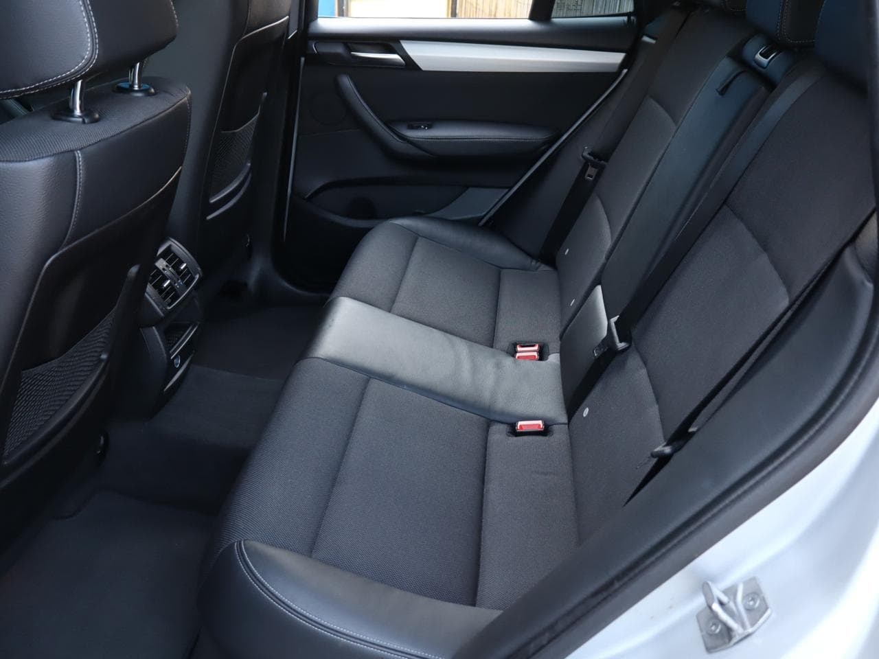 2016 BMW X3 - 13