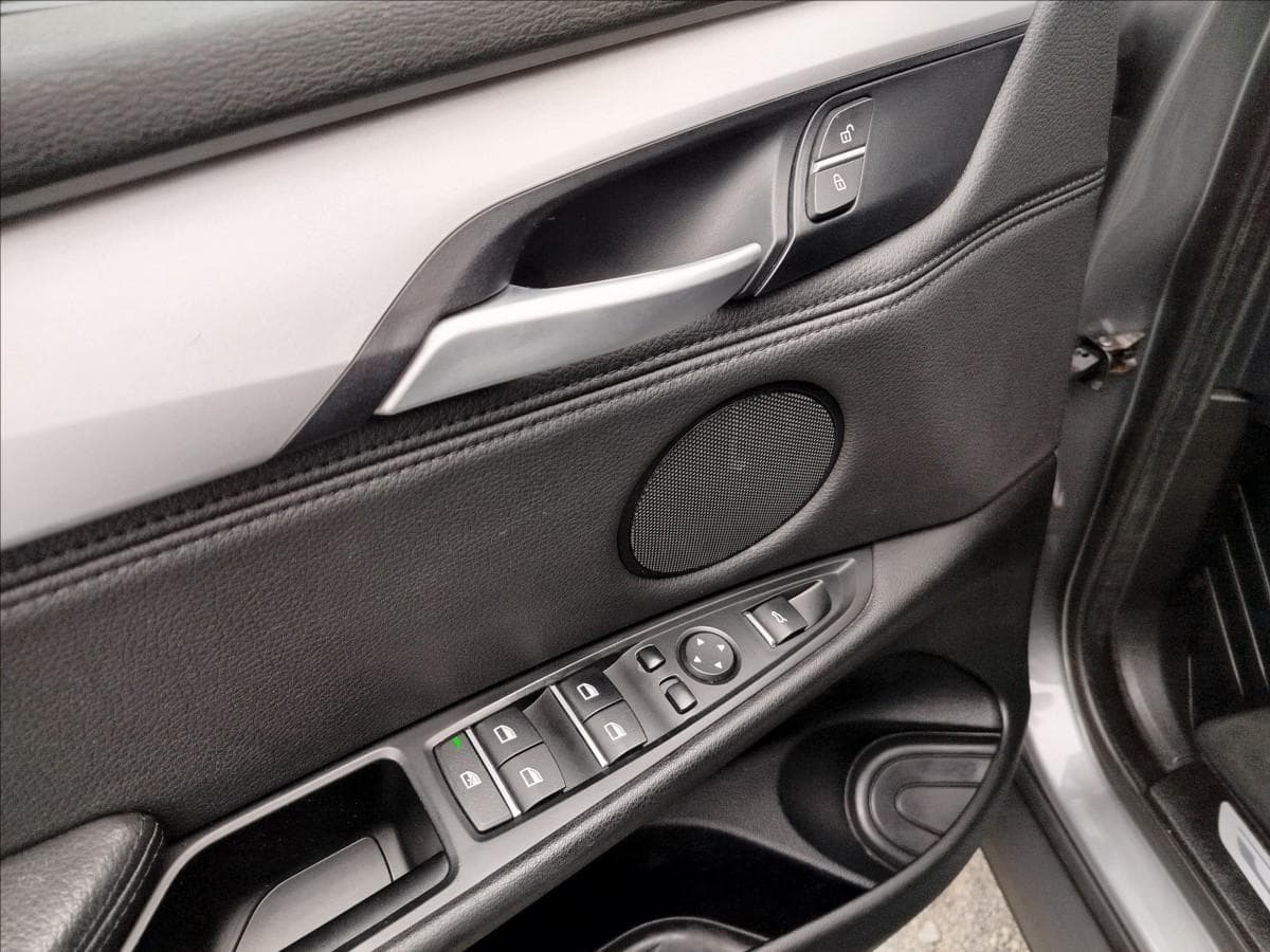 2015 BMW X5 - 12