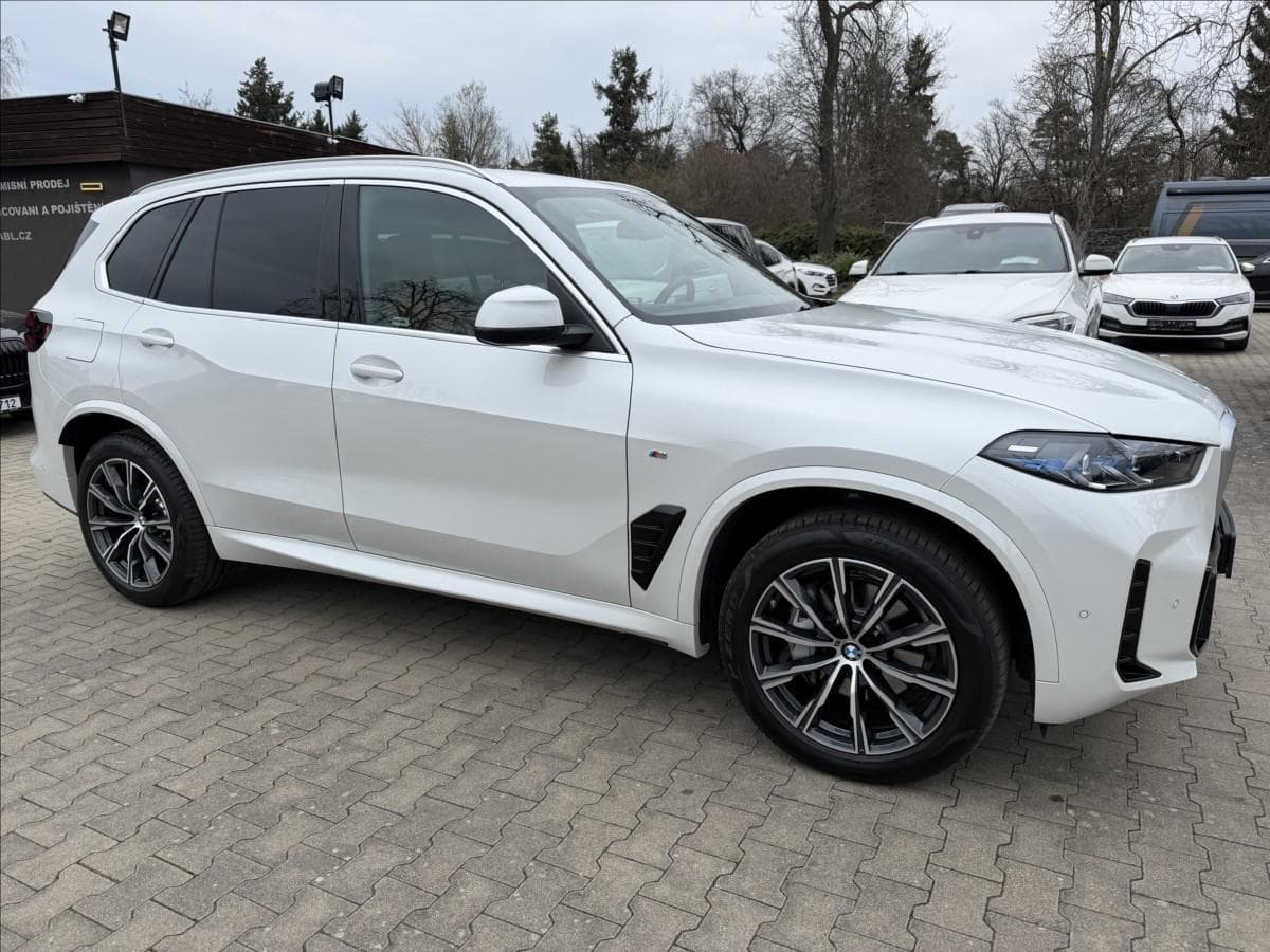 2025 BMW X5 - 4