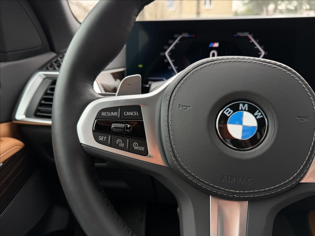 2025 BMW X5 - 16