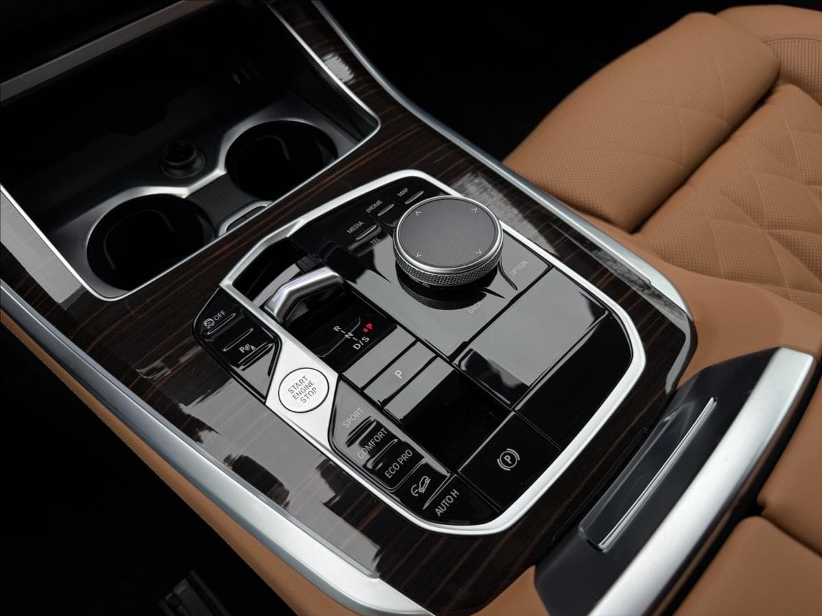 2025 BMW X5 - 19
