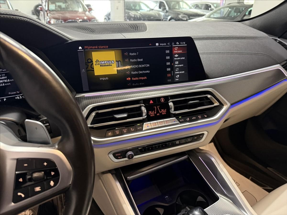 2021 BMW X6 - 17