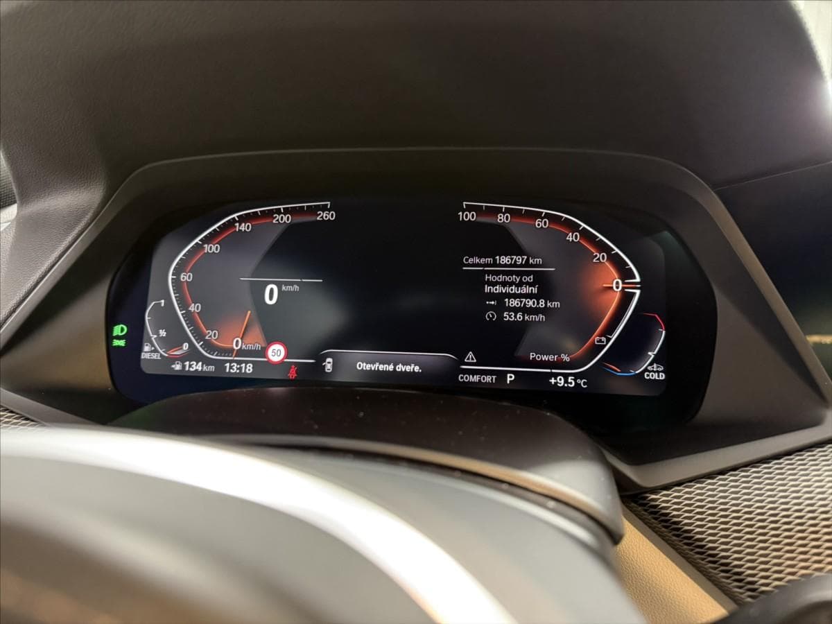 2021 BMW X6 - 14