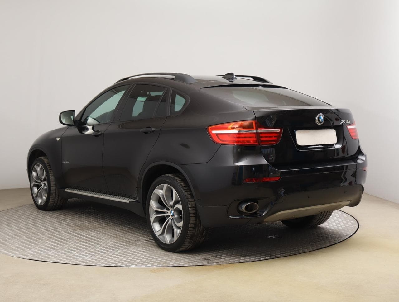 2013 BMW X6 - 5