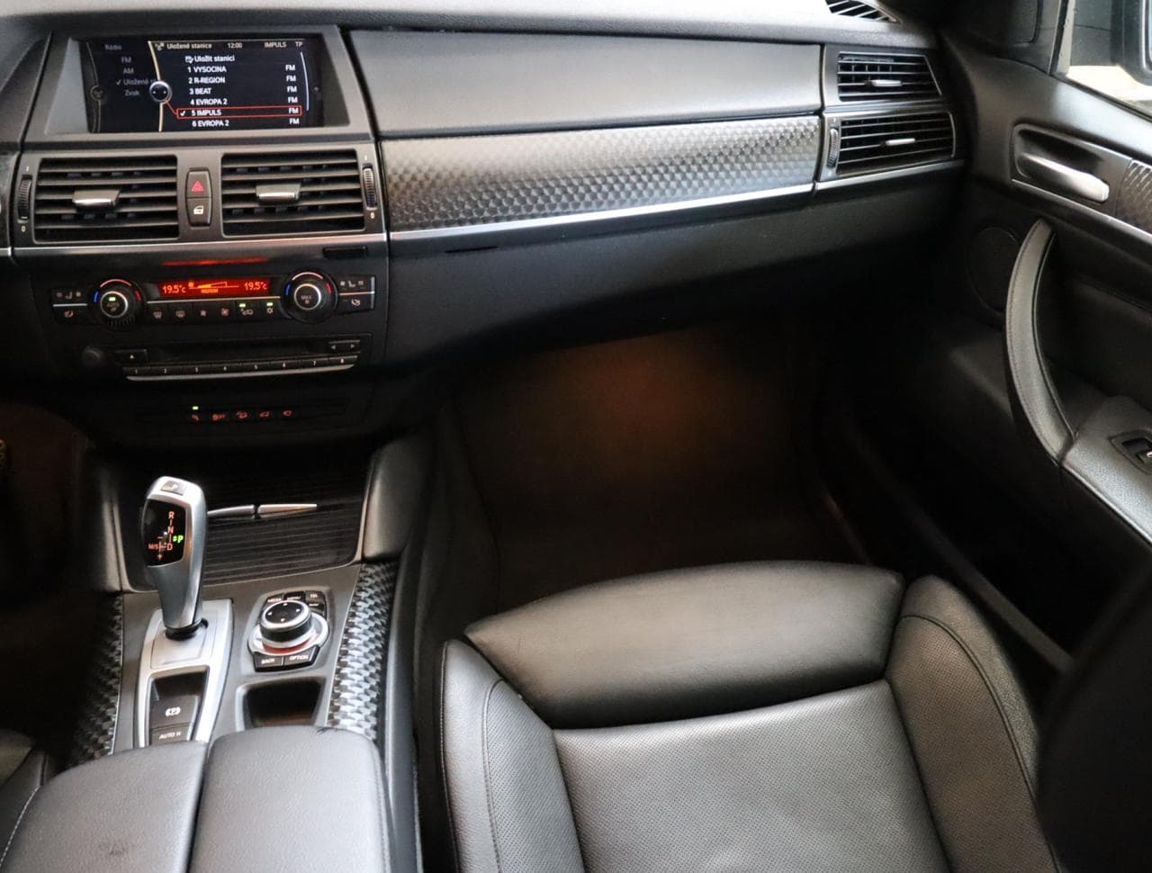 2013 BMW X6 - 10