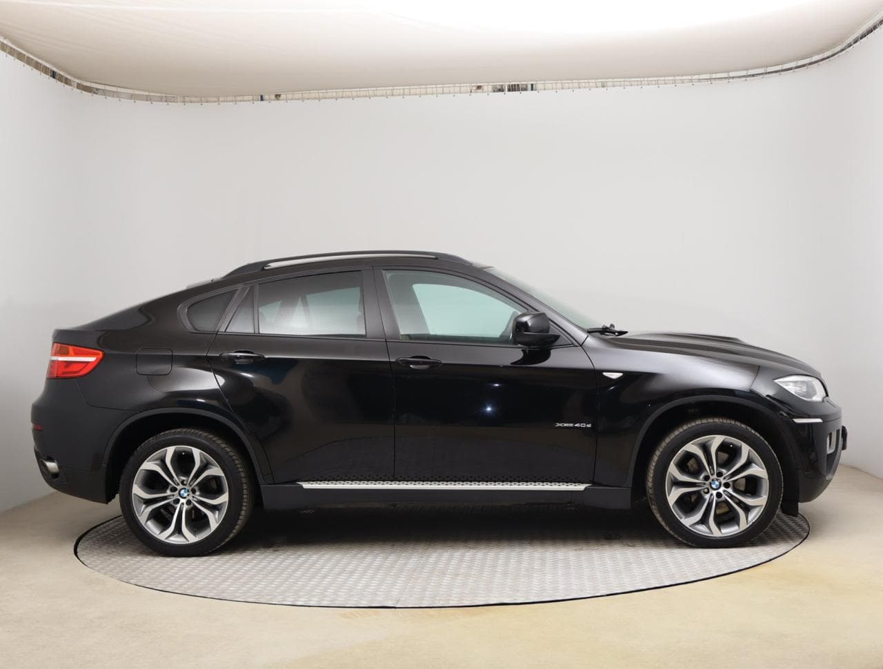 2013 BMW X6 - 8