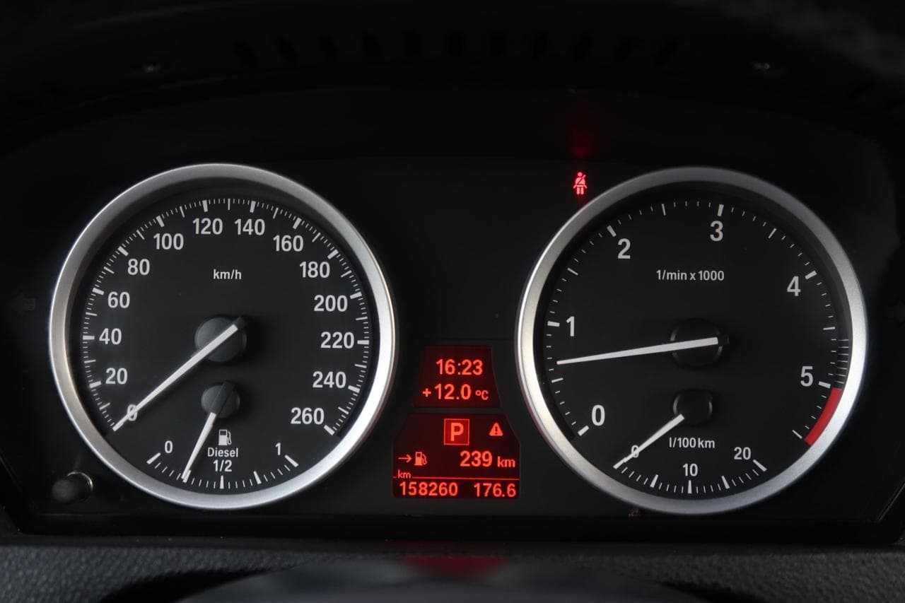 2011 BMW X6 - 17