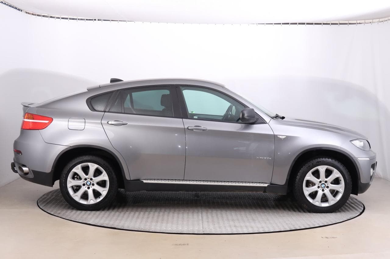 2011 BMW X6 - 8