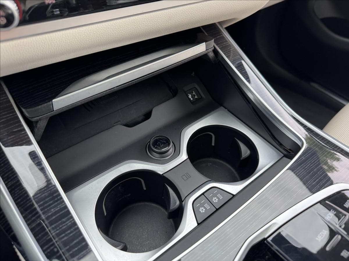 2024 BMW X7 - 20