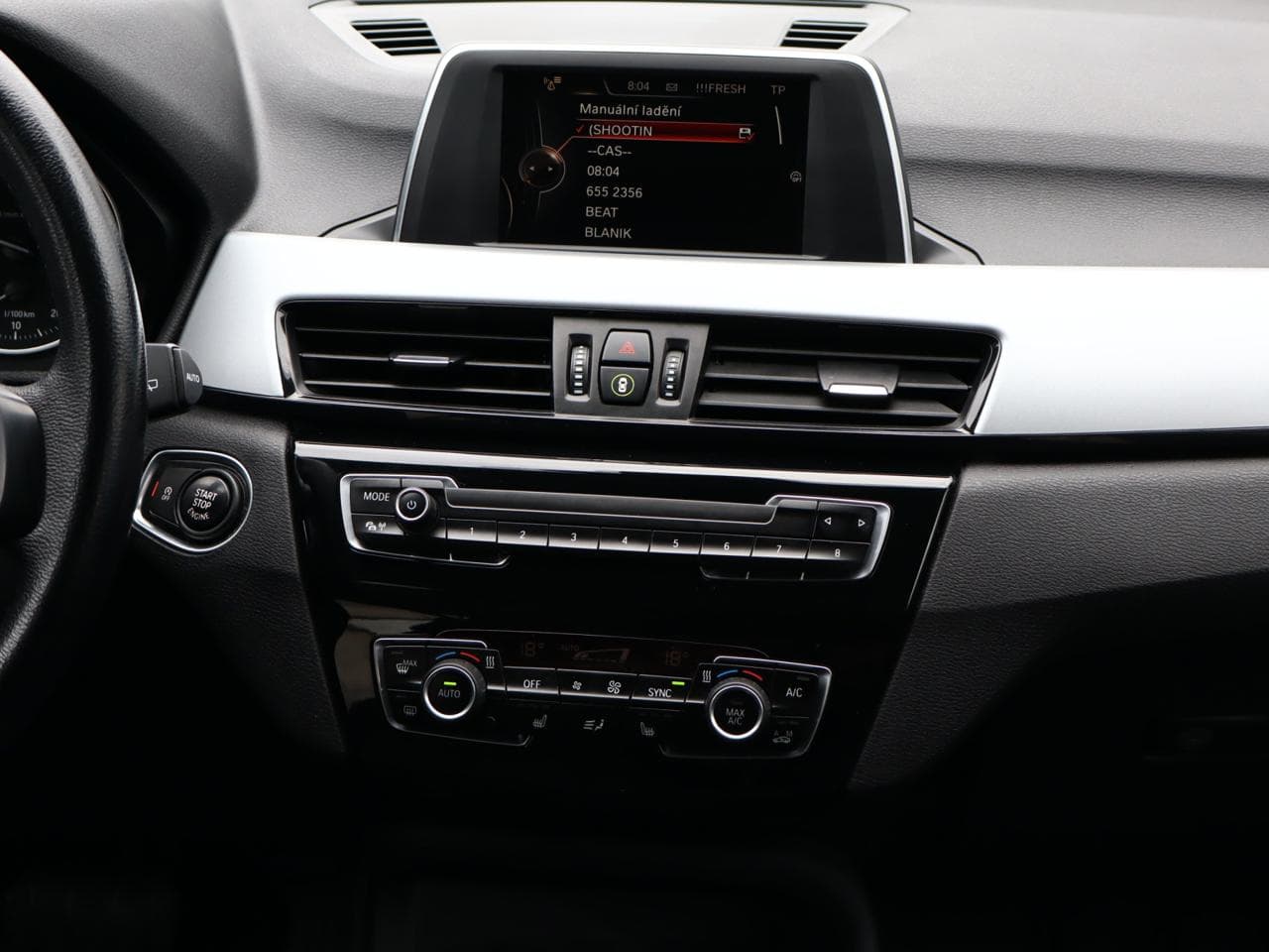2016 BMW X1 - 27