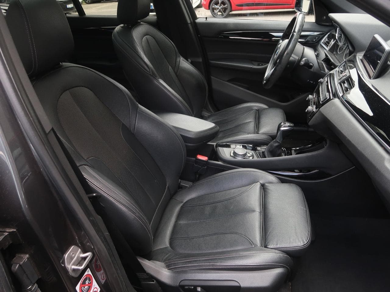 2016 BMW X1 - 12