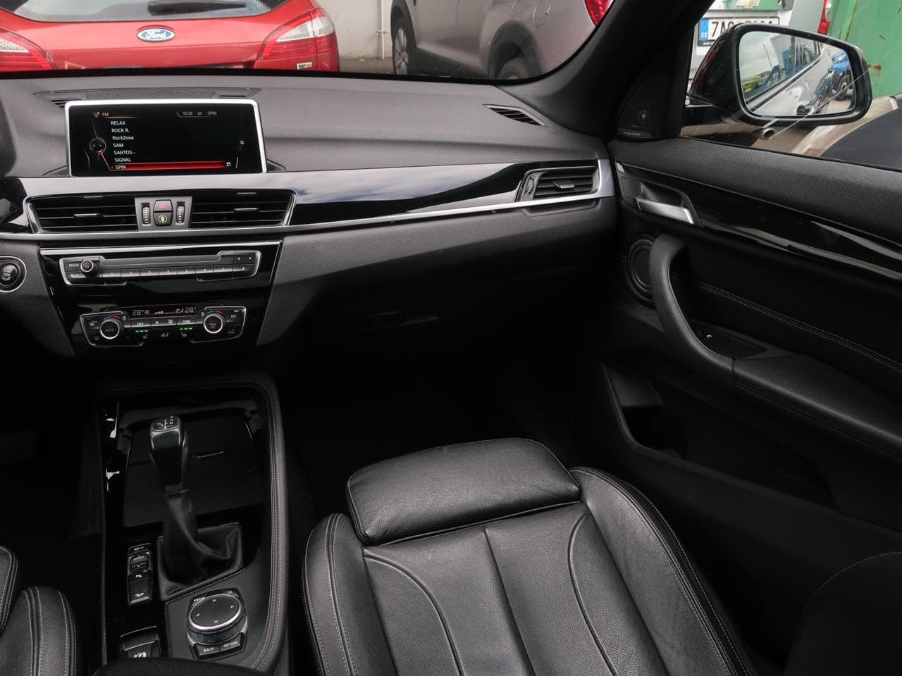 2016 BMW X1 - 11