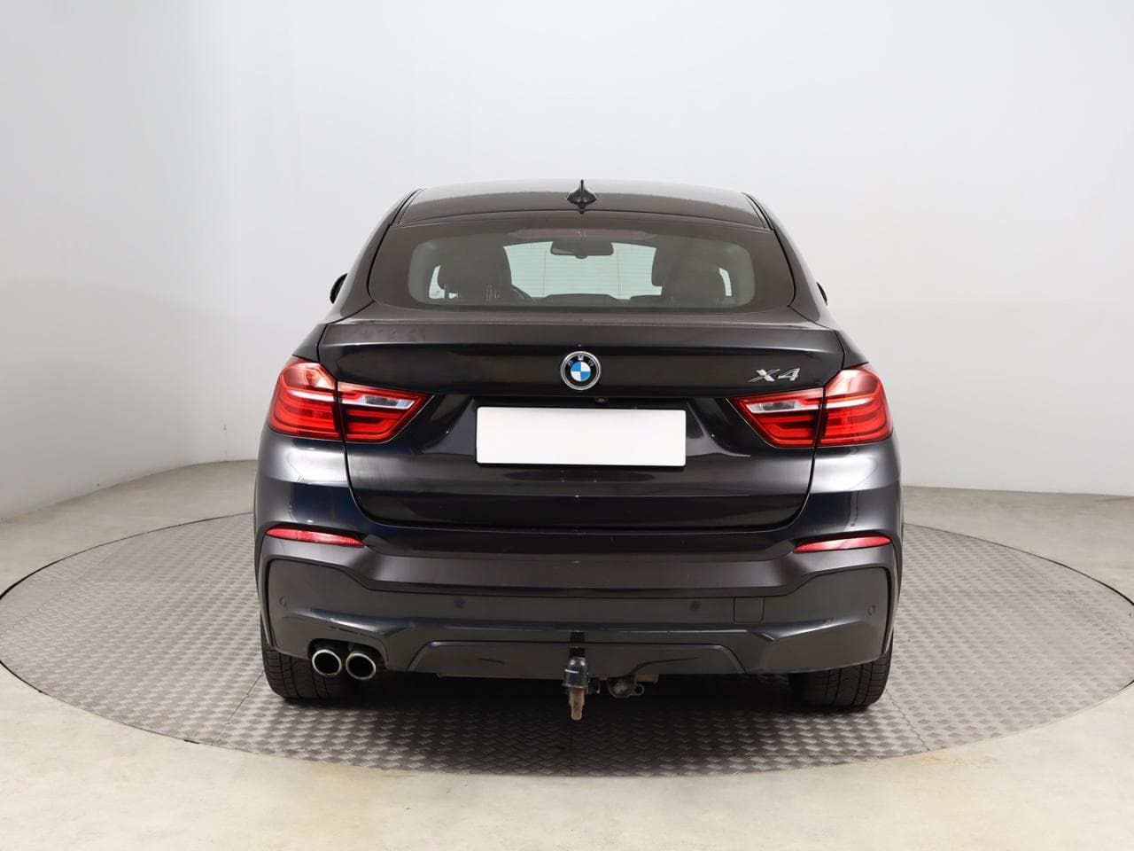2018 BMW X4 - 6